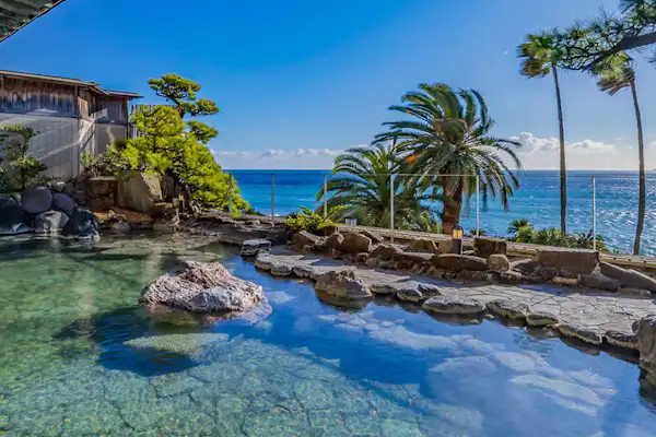 น้ำพุร้อน