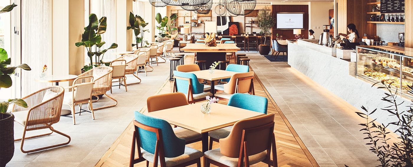 Palette Terrace Lounge