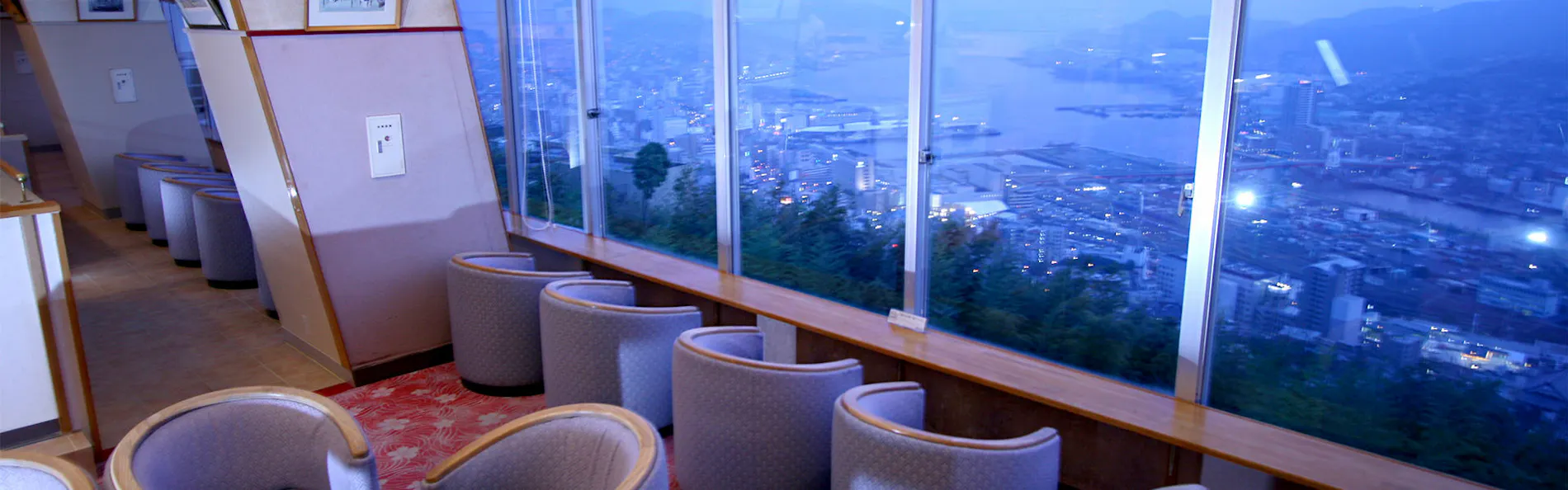 にっしょうかん新館 梅松鶴