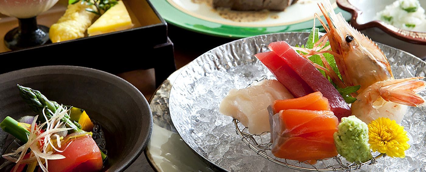第一滝本館