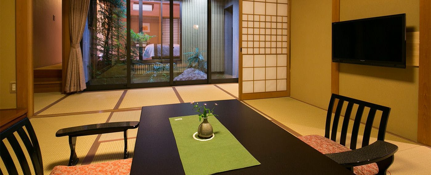 石苔亭いしだ
