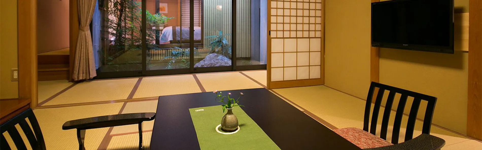 石苔亭いしだ