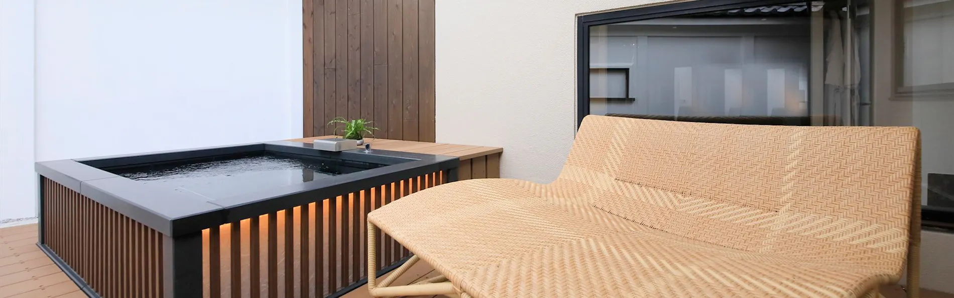 河口湖温泉寺 露天風呂の宿 夢殿