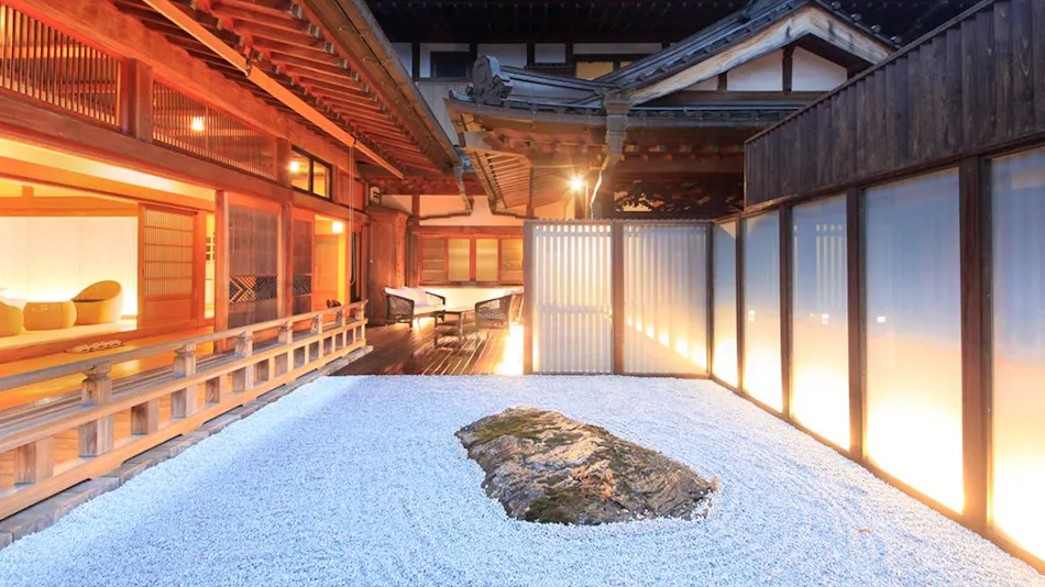 Kawaguchiko Onsenji Yumedono Ryokan with Open-Air Bath