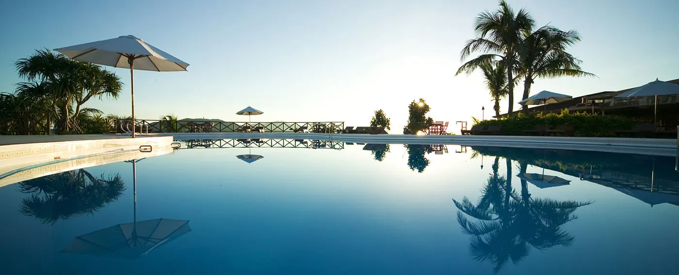 สระว่ายน้ำ