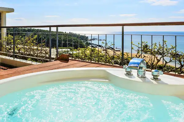 จากุซซี่