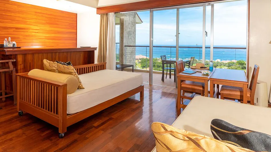 Kanucha Bay Hotel & Villas