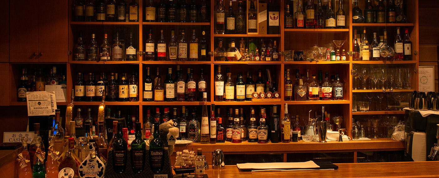 バーラウンジ　プラット