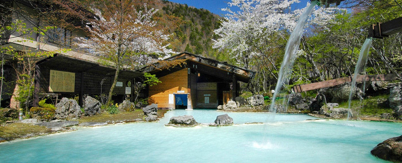白骨の名湯　泡の湯