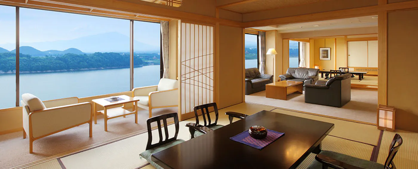 น้ำพุร้อน・อ่างอาบน้ำ