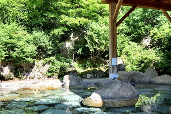 น้ำพุร้อน