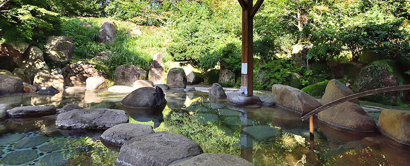 น้ำพุร้อนและอ่างอาบน้ำ