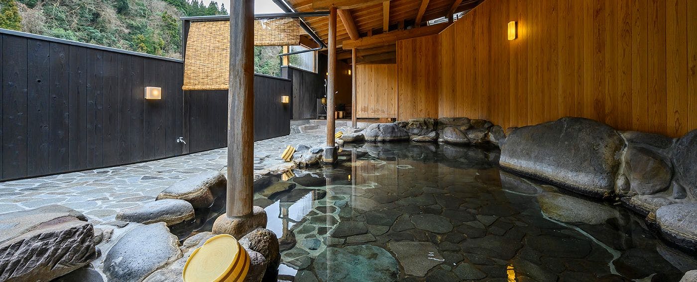 น้ำพุร้อน