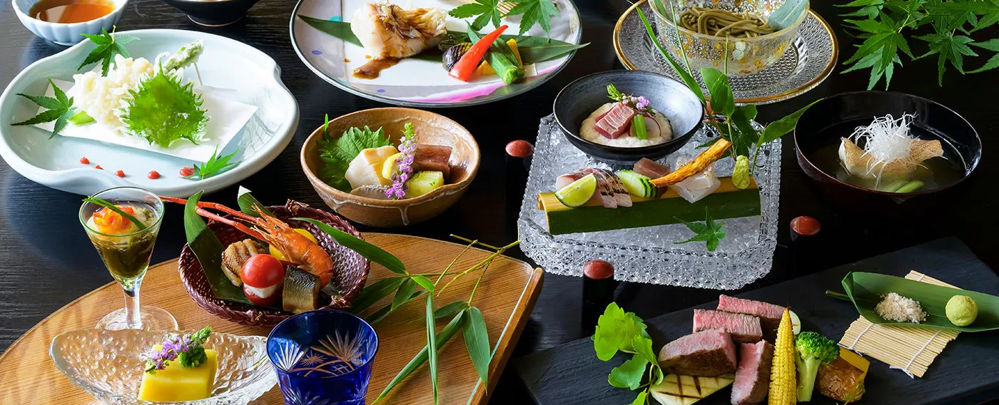 อาหารและเครื่องดื่ม