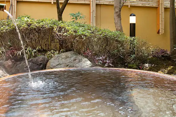 น้ำพุร้อน