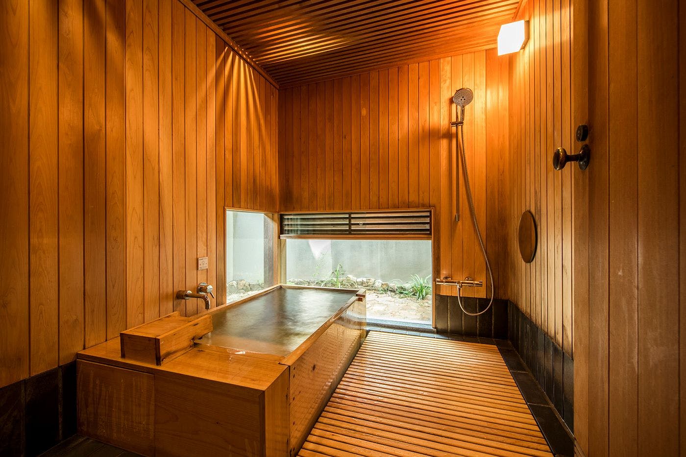 クラブエリア 温泉付離れ 特別室　竹翠亭（客室風呂）