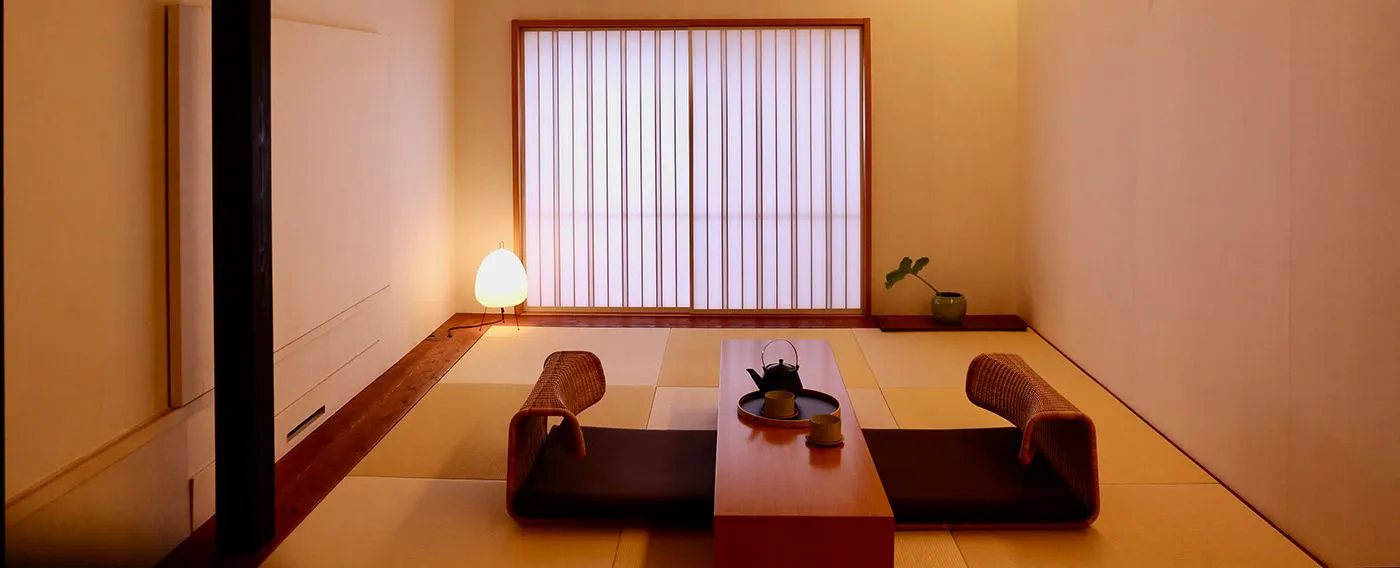 繭 和室