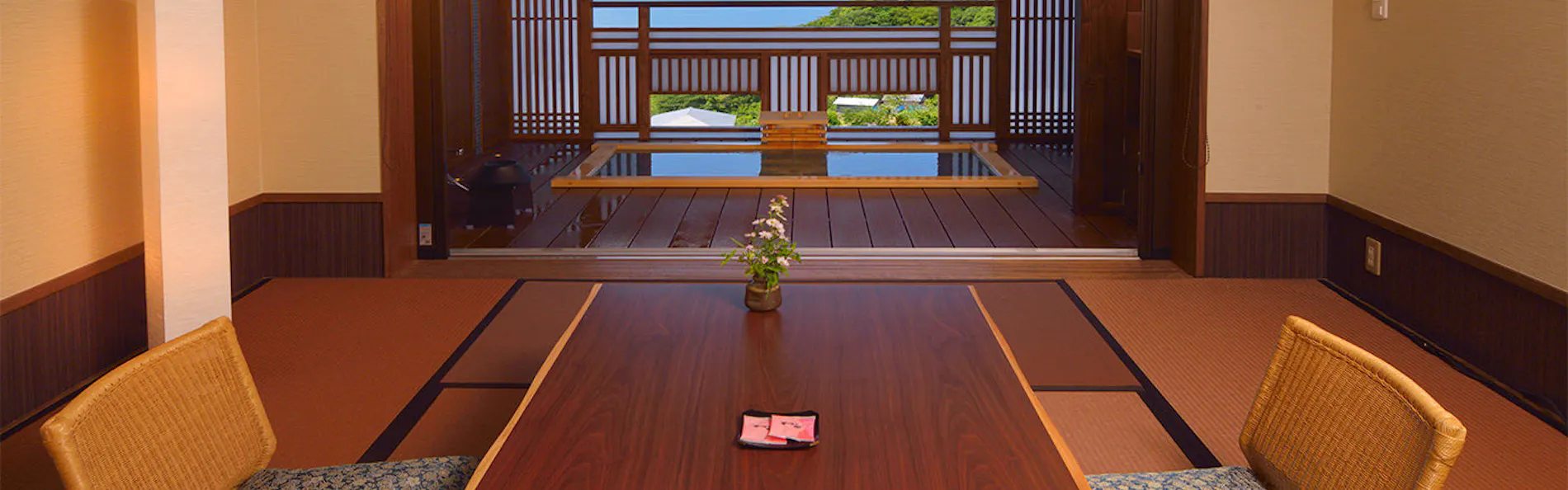 時間を旅する宿 海のはな