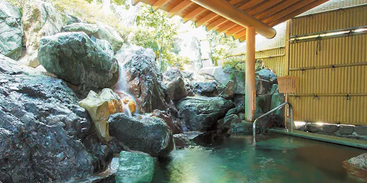 伝統旅館のぬくもり 灰屋