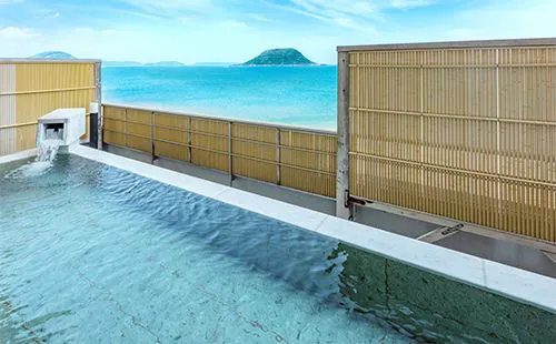 전망 욕장 "실내탕 및 노천탕"