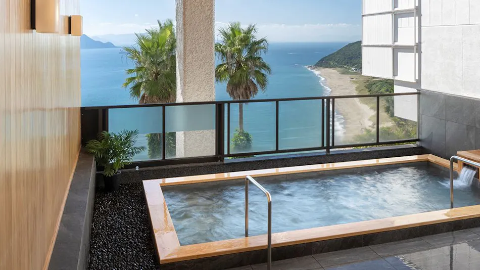 Irago Ocean Resort