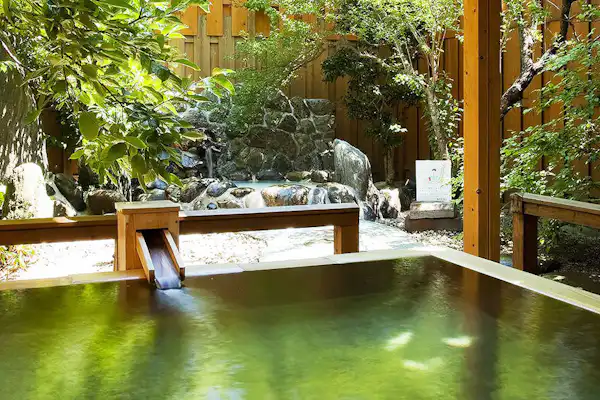 น้ำพุร้อน