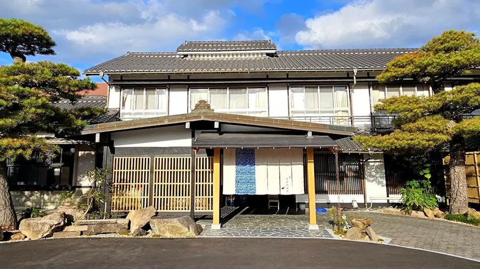 Saginoyu Inn