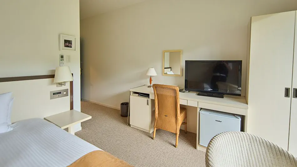 HOTEL HOLISTIC RESORT