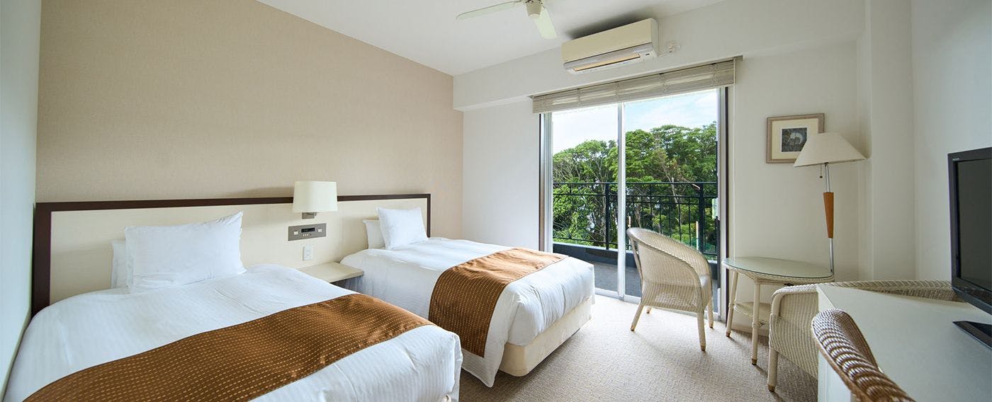 HOTEL HOLISTIC RESORT