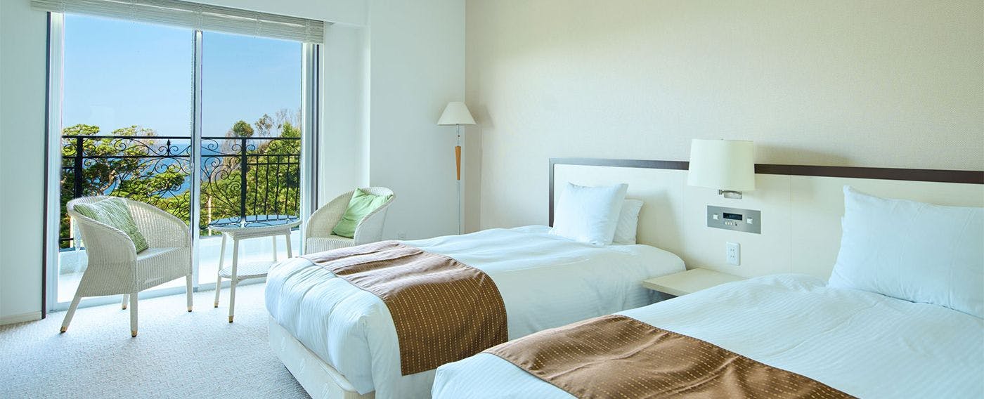 HOTEL HOLISTIC RESORT