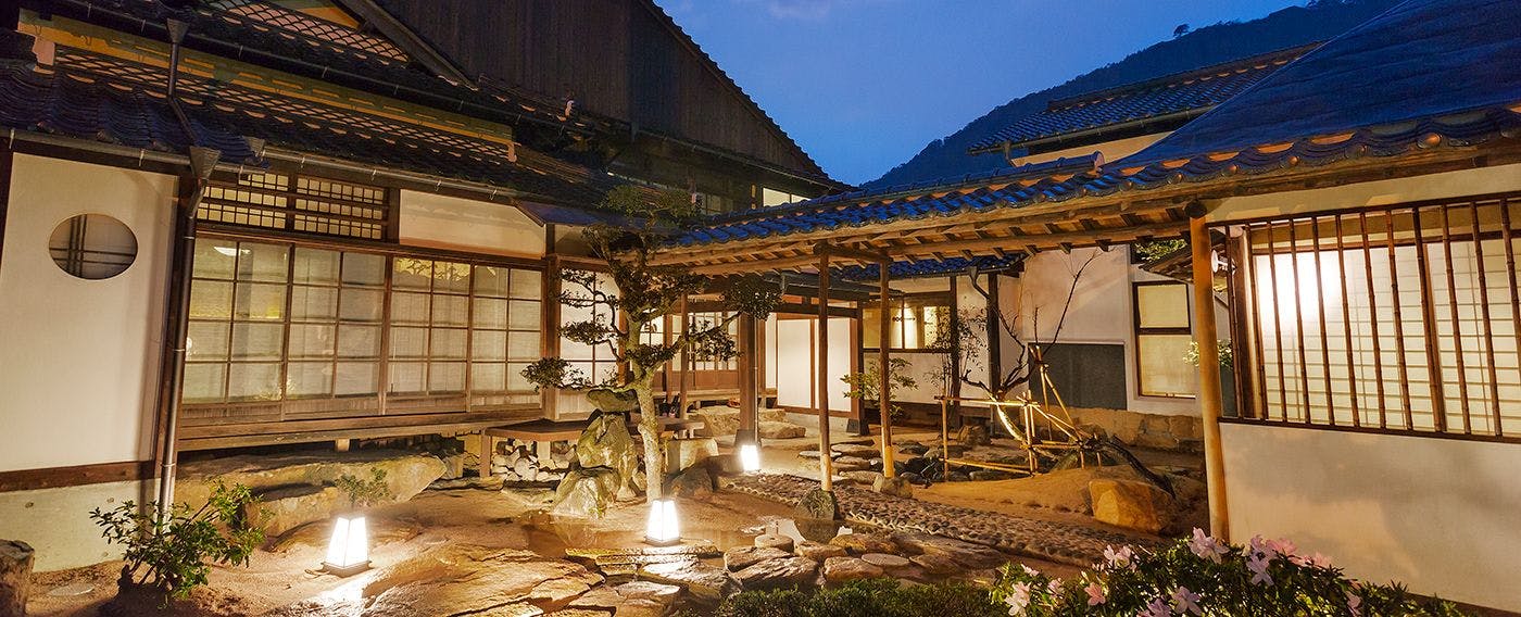 EN Takeda Castle Town Hotel