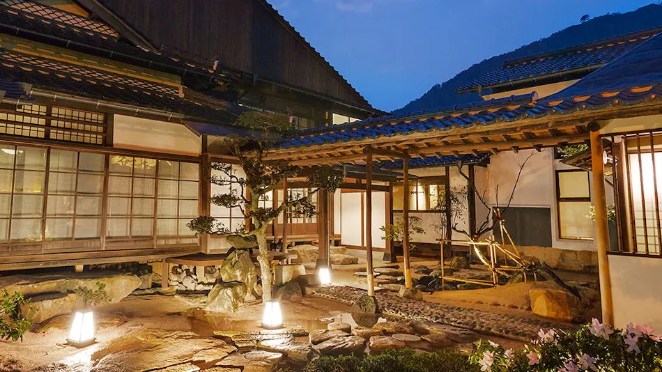 EN Takeda Castle Town Hotel