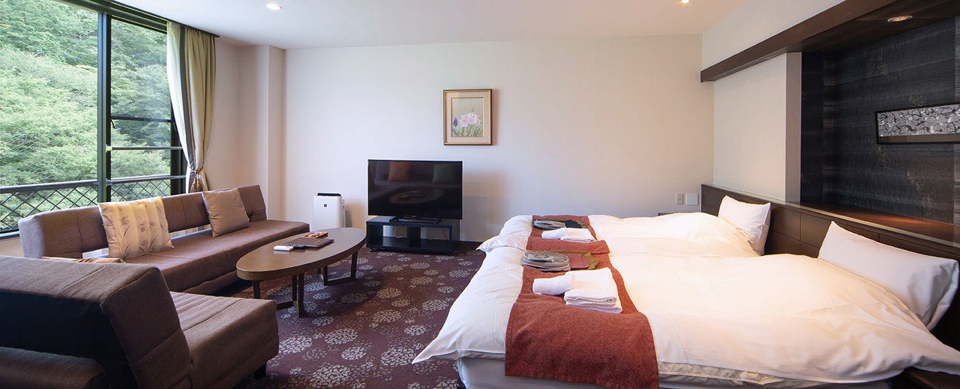 Hakone Nanase (Formerly Manatei Hakone)