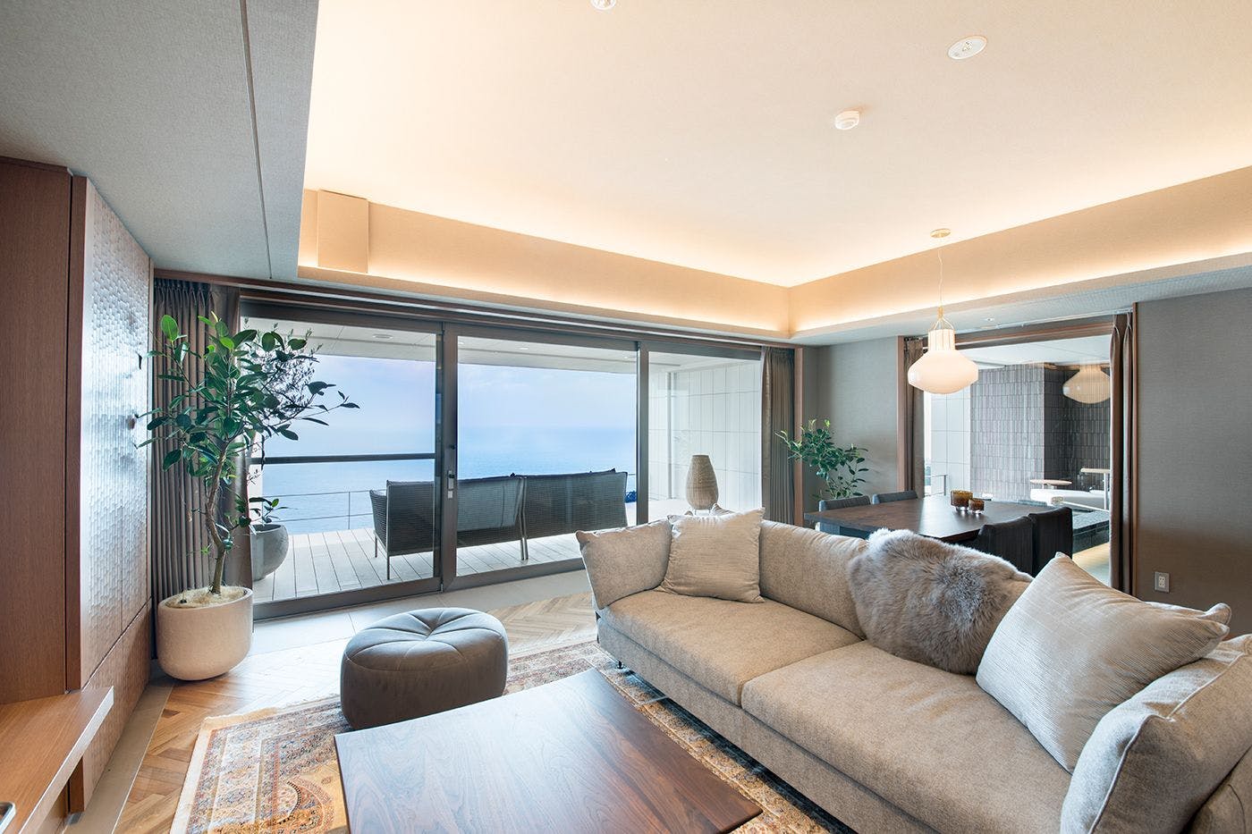 아타미 세카이에