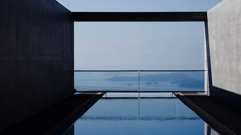 SETOUCHI RETREAT AONAGI by Onko Chishin