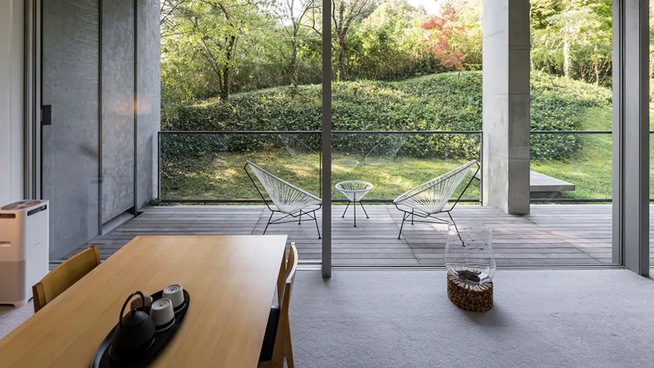 SETOUCHI RETREAT AONAGI by Onko Chishin