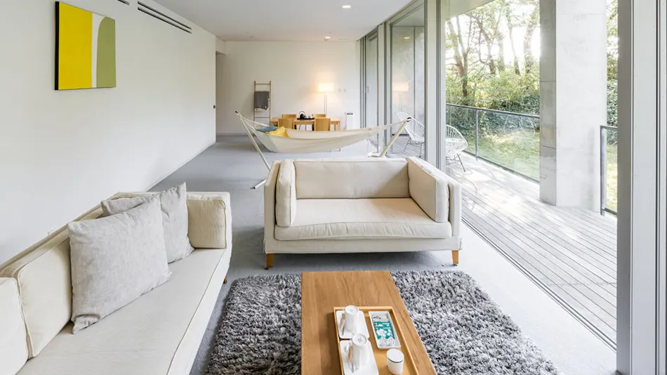 SETOUCHI RETREAT AONAGI by Onko Chishin
