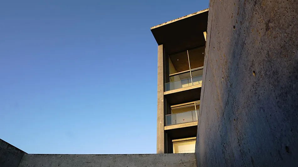 SETOUCHI RETREAT by Onko Chishin