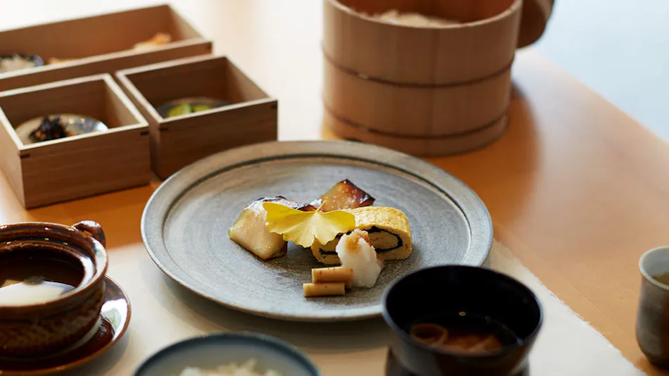 SETOUCHI RETREAT AONAGI by Onko Chishin