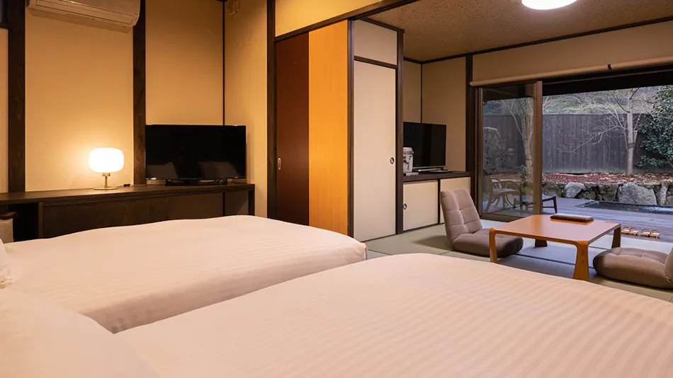 Ryokan Saikura: An Inn with Private Detached Rooms, Each Featuring an Open-Air Hot Spring Bath with Free-Flowing Spring Water