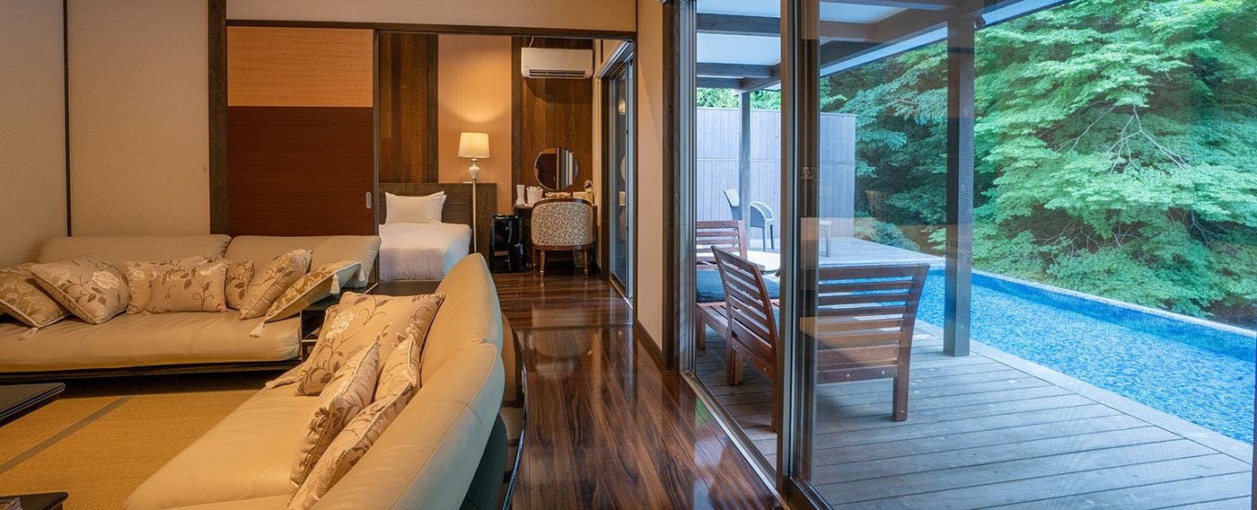 Ryokan Saikura: An Inn with Private Detached Rooms, Each Featuring an Open-Air Hot Spring Bath with Free-Flowing Spring Water