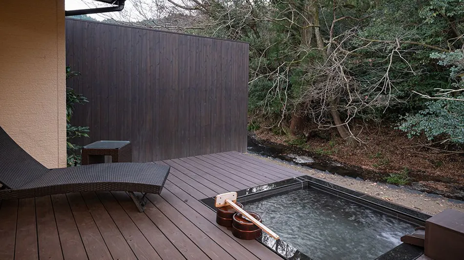 Ryokan Saikura: An Inn with Private Detached Rooms, Each Featuring an Open-Air Hot Spring Bath with Free-Flowing Spring Water