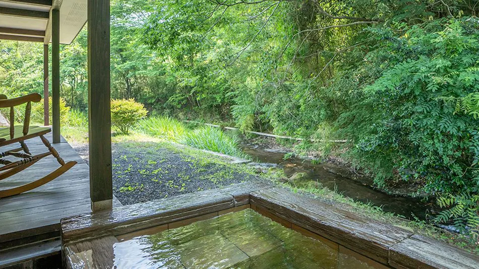 Ryokan Saikura: An Inn with Private Detached Rooms, Each Featuring an Open-Air Hot Spring Bath with Free-Flowing Spring Water