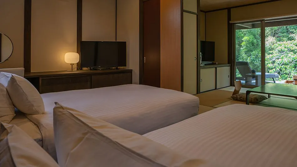 Ryokan Saikura: An Inn with Private Detached Rooms, Each Featuring an Open-Air Hot Spring Bath with Free-Flowing Spring Water