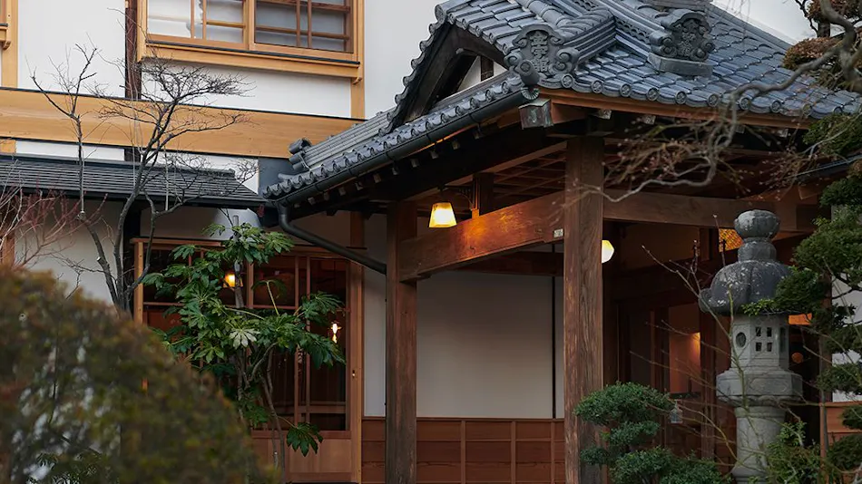 Utsukushigahara Onsen Kanaukan