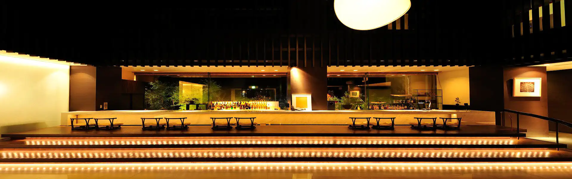 足湯カフェ&バー「待宵」