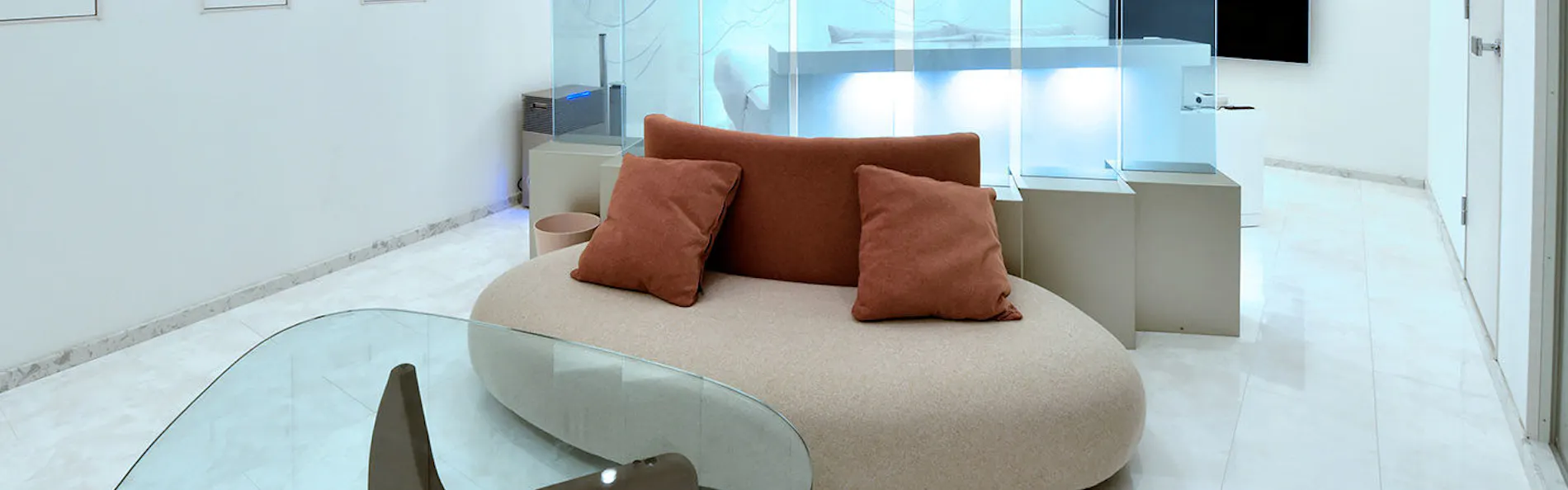 BREATH HOTEL