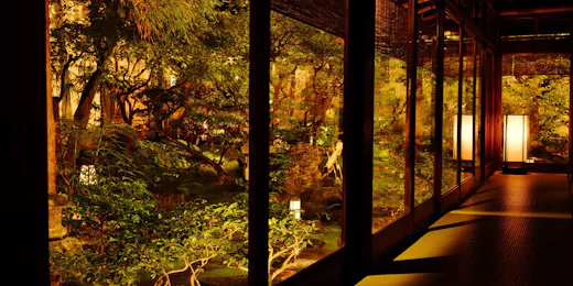 京・富小路 料理旅館天ぷら吉川