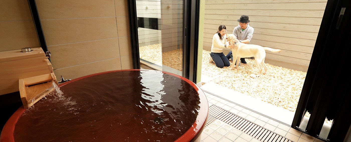 【Bilik dengan Dog Run juga Menarik】 Tingkat 1 menawarkan pemandangan Tasik Biwa yang digantikan dengan Dog Run peribadi.