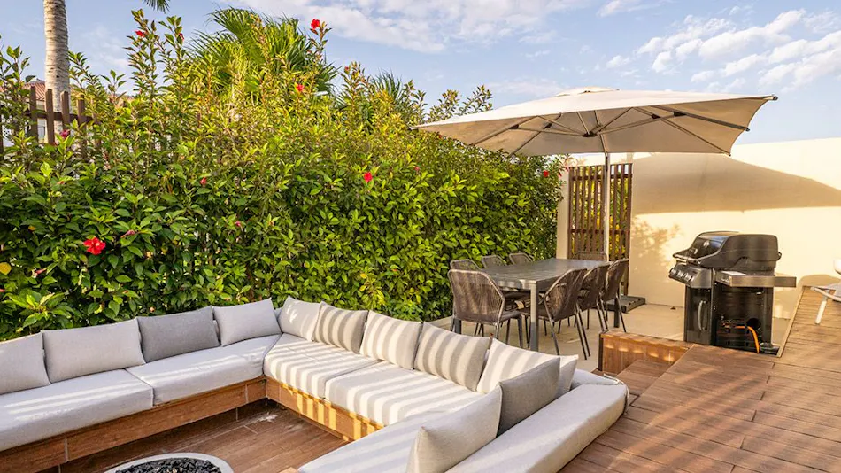 FUSAKI BEACH RESORT HOTEL & VILLAS